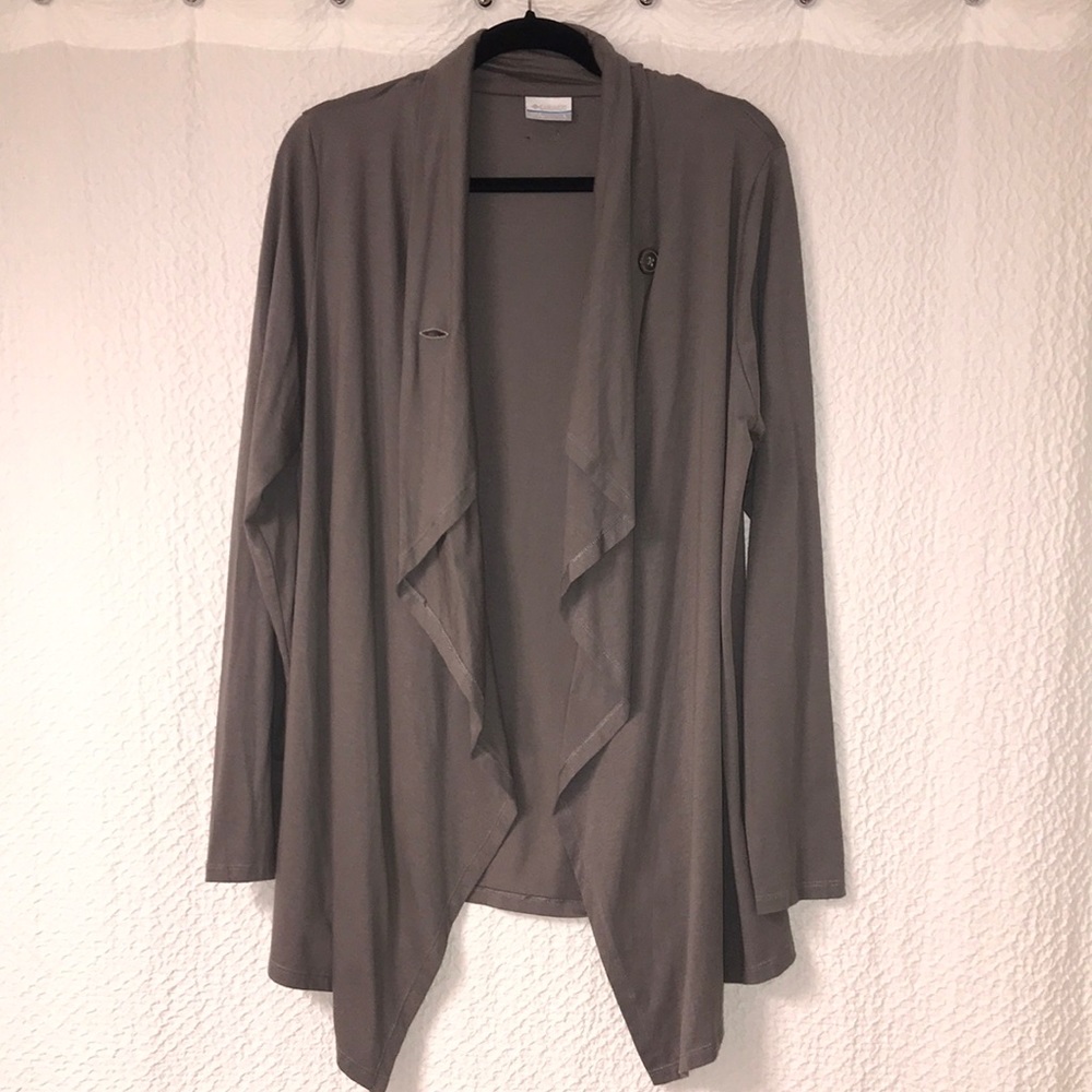 Columbia Cardigan with Button closure